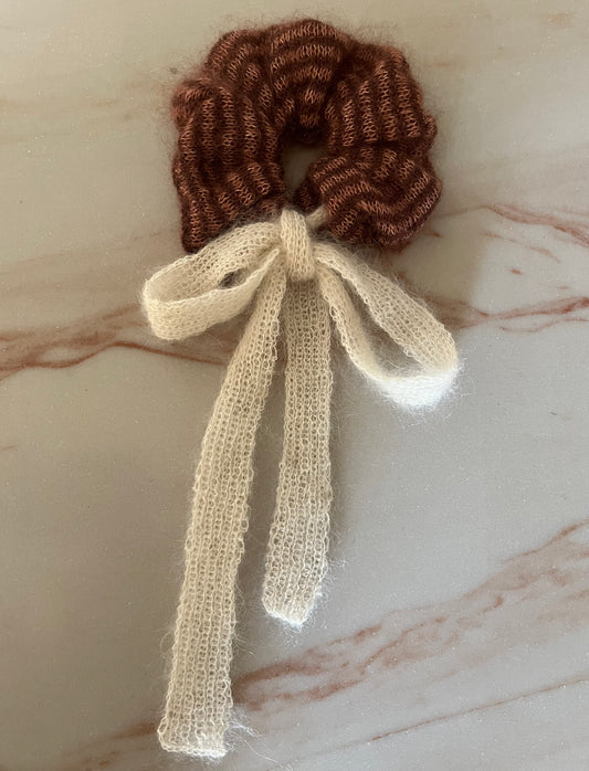Mohair tie scrunchie
